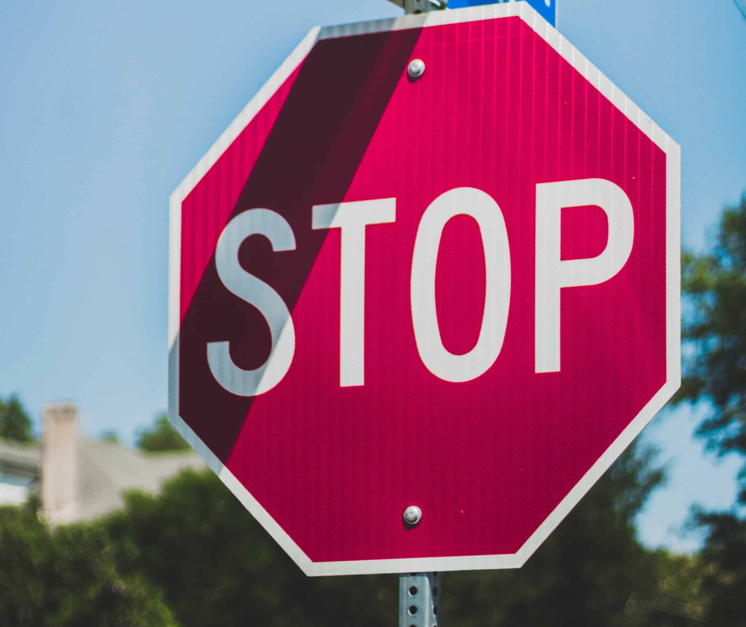 bikes will be able to treat stop signs as yields under the safety stop law